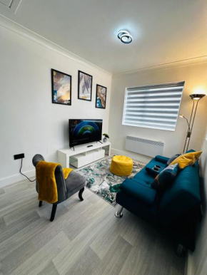 Cozy Haven Your Perfect 1Bed LE2